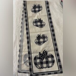 Plaid Pumpkin Table Runner